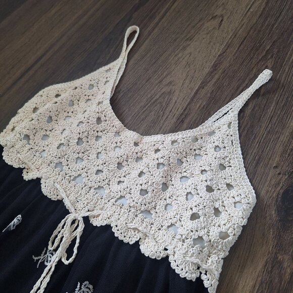 💙 Rebellion Y2K Babydoll Crochet Embroidered Dress Size M/L Cottage Vintage Rom - Picture 4 of 8